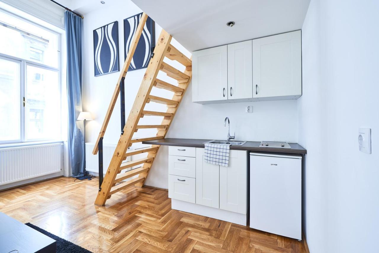 Large Apartment For Groups City Center Dist. VII Budapest Exterior photo