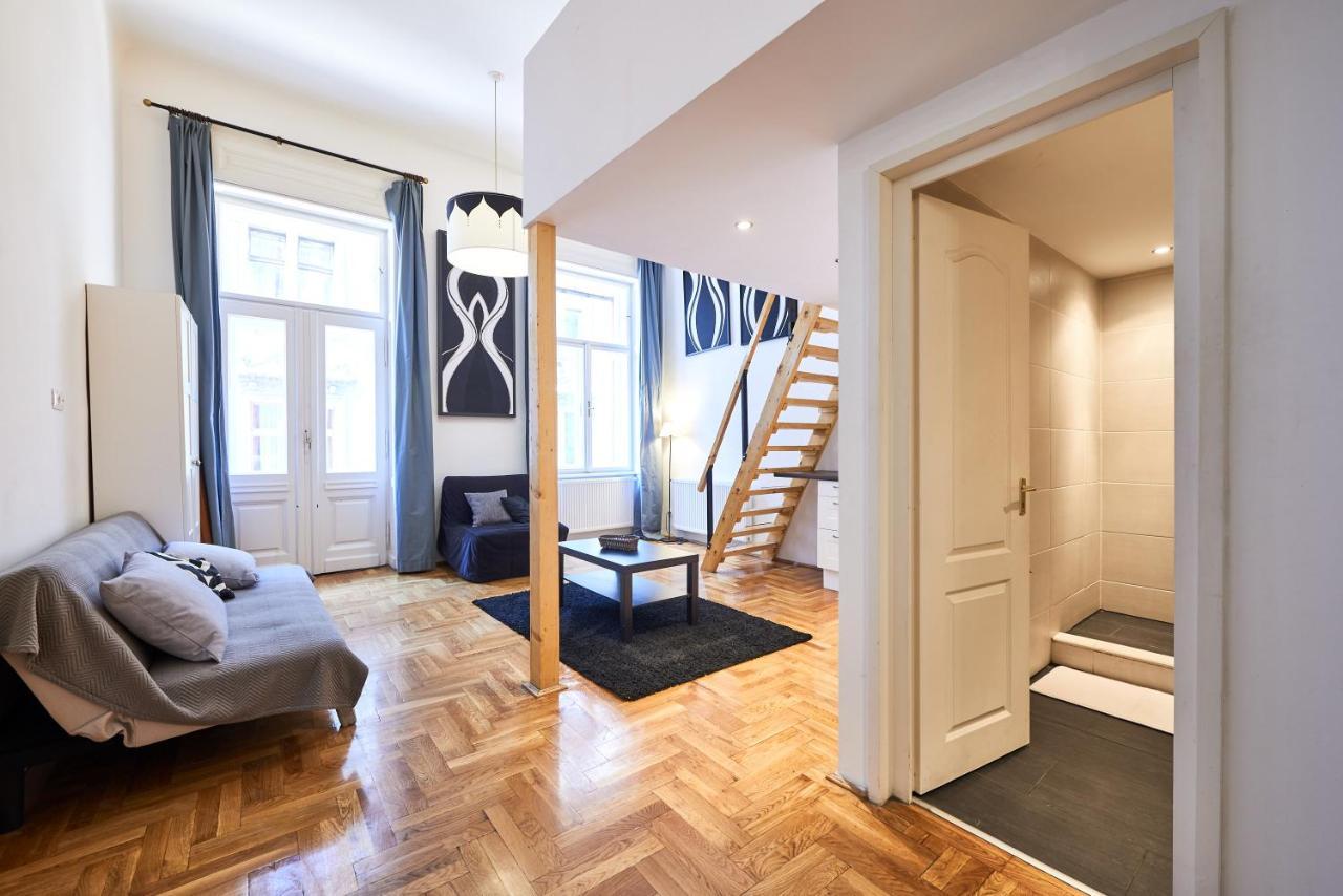 Large Apartment For Groups City Center Dist. VII Budapest Exterior photo
