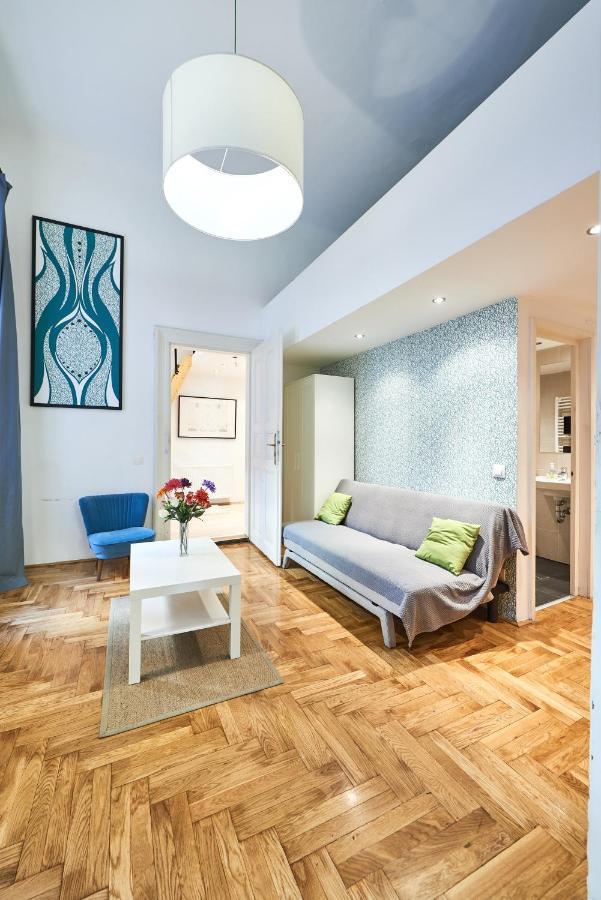 Large Apartment For Groups City Center Dist. VII Budapest Exterior photo