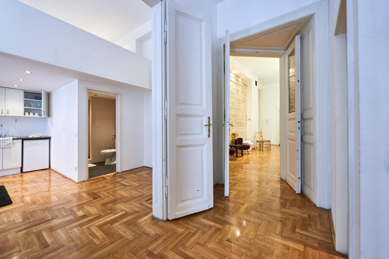 Large Apartment For Groups City Center Dist. VII Budapest Exterior photo