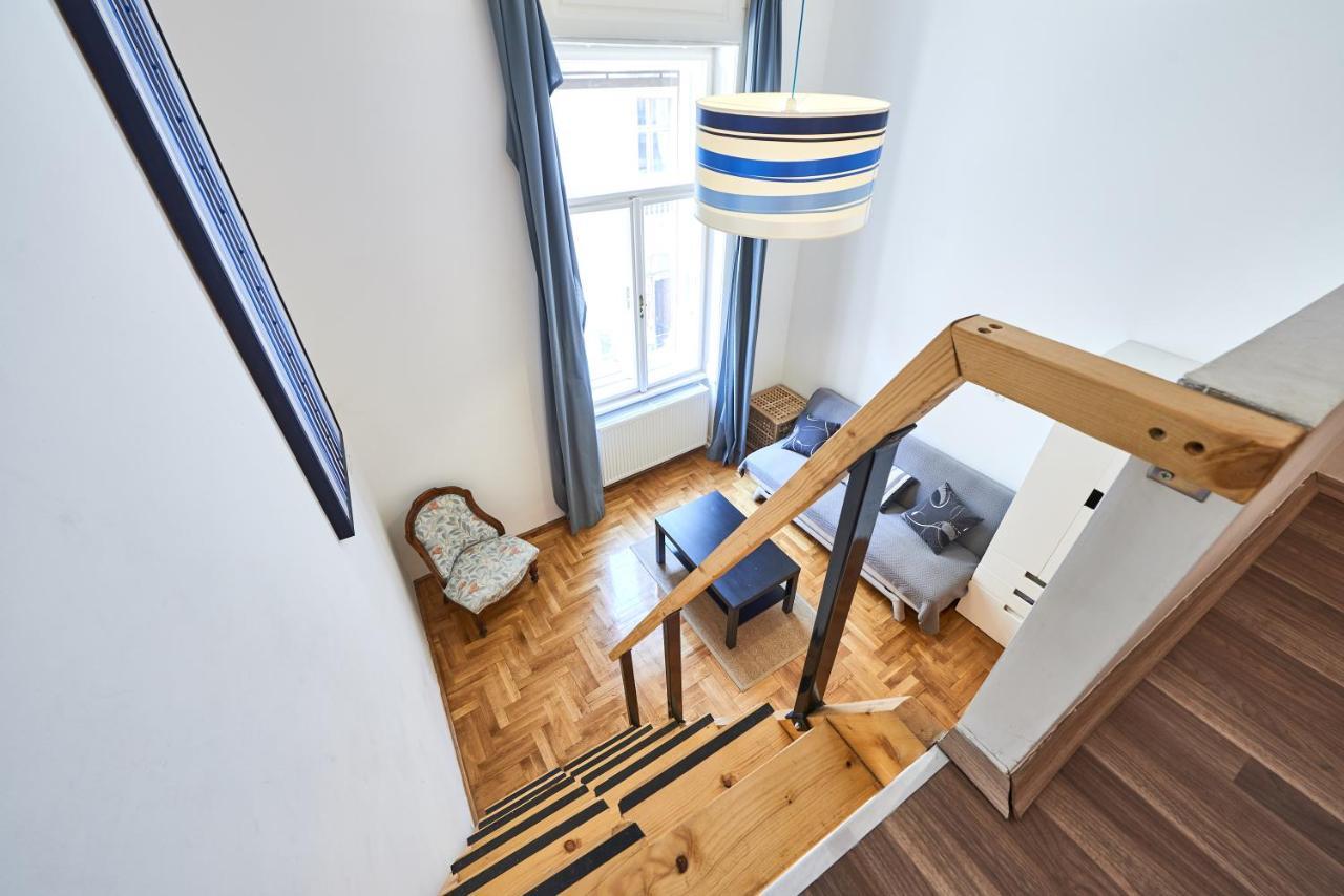 Large Apartment For Groups City Center Dist. VII Budapest Exterior photo