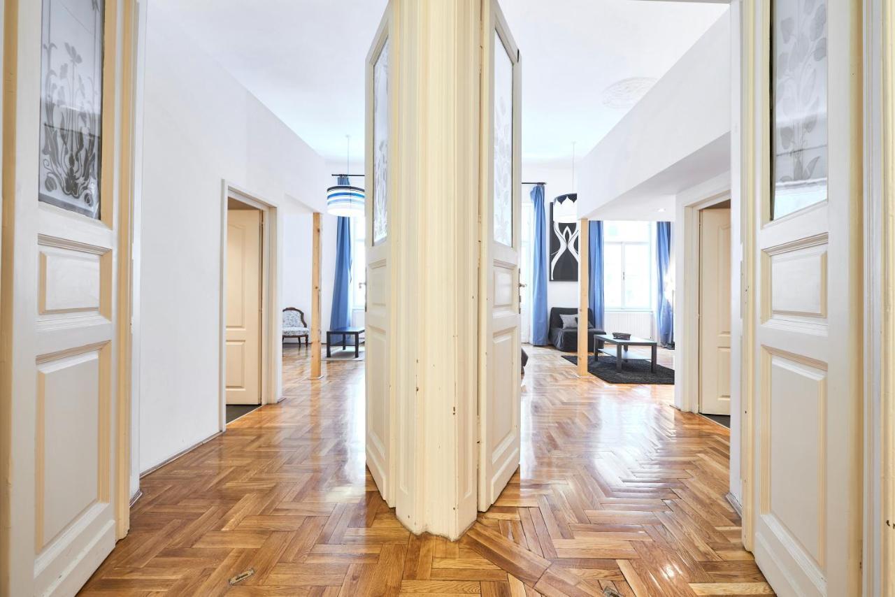 Large Apartment For Groups City Center Dist. VII Budapest Exterior photo