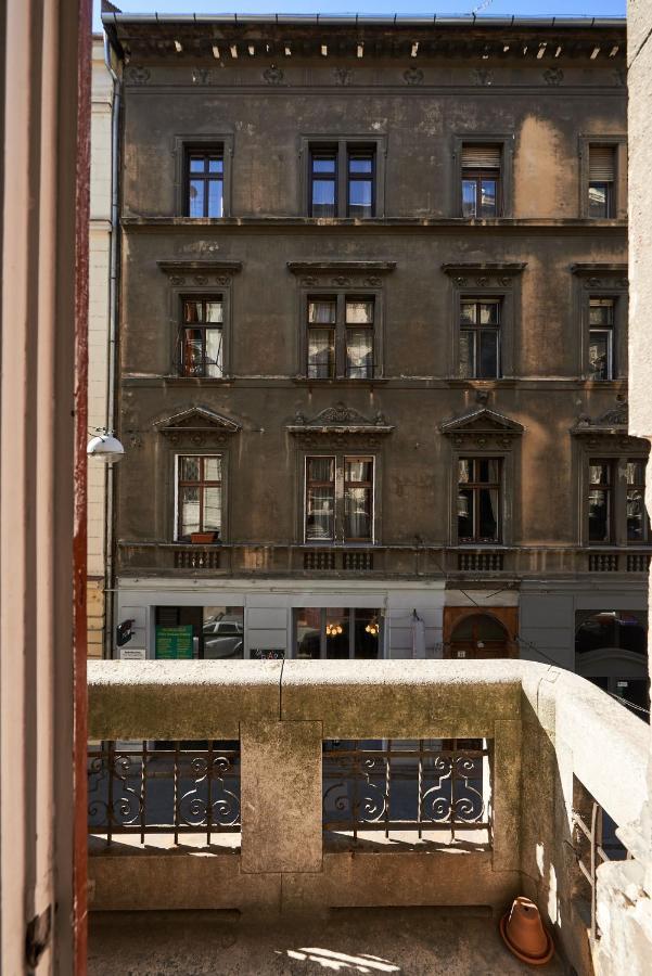 Large Apartment For Groups City Center Dist. VII Budapest Exterior photo