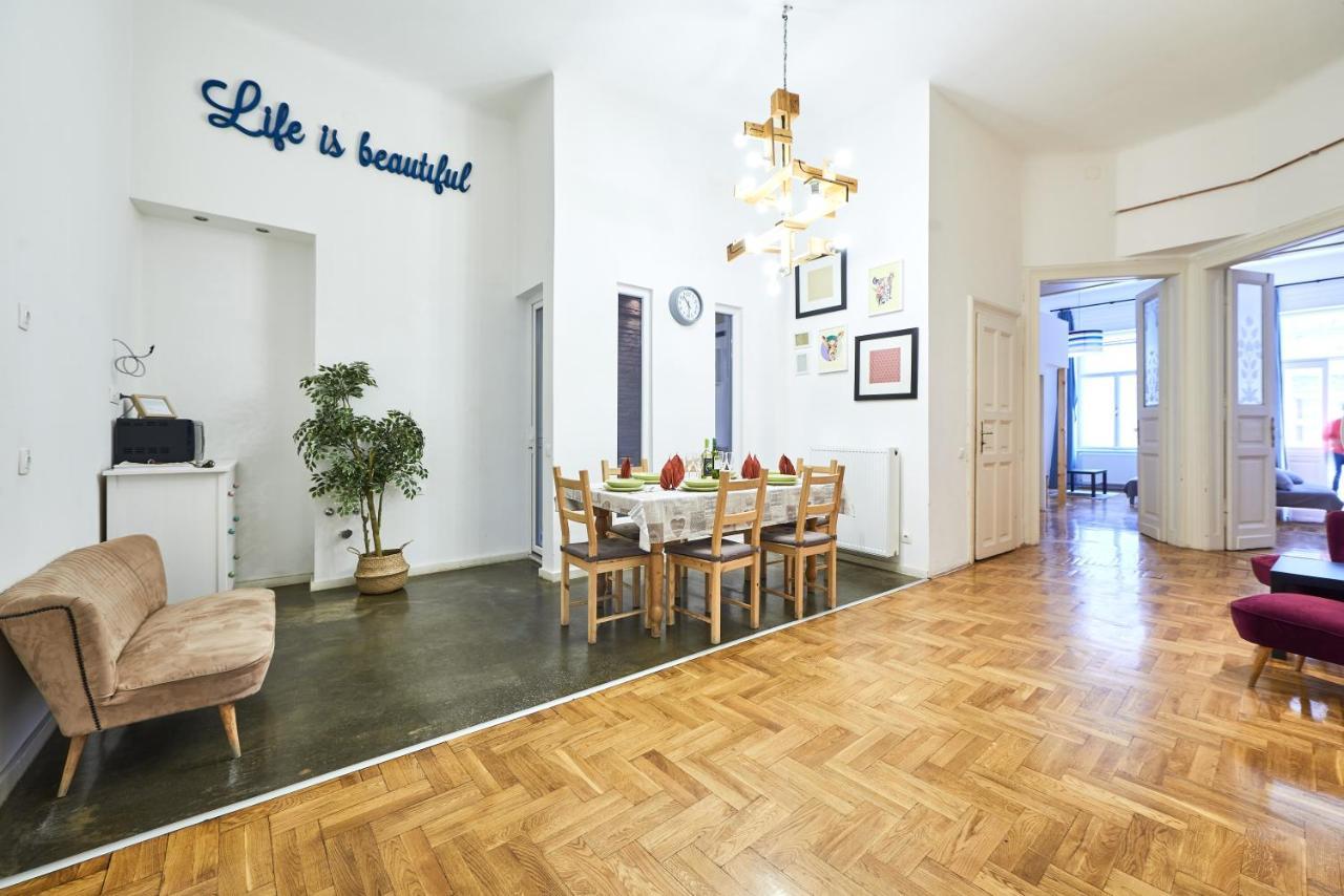 Large Apartment For Groups City Center Dist. VII Budapest Exterior photo